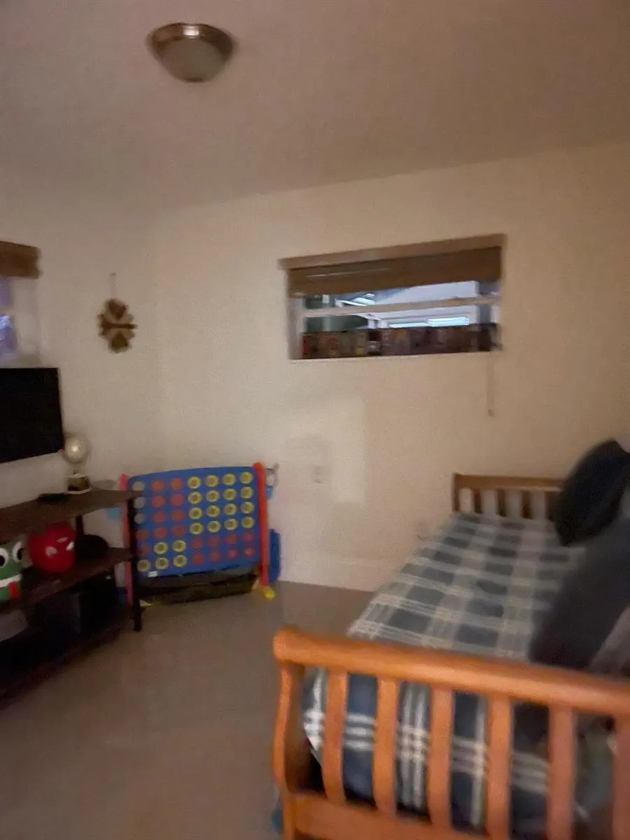 6456 Custer Street Hollywood, FL 33024