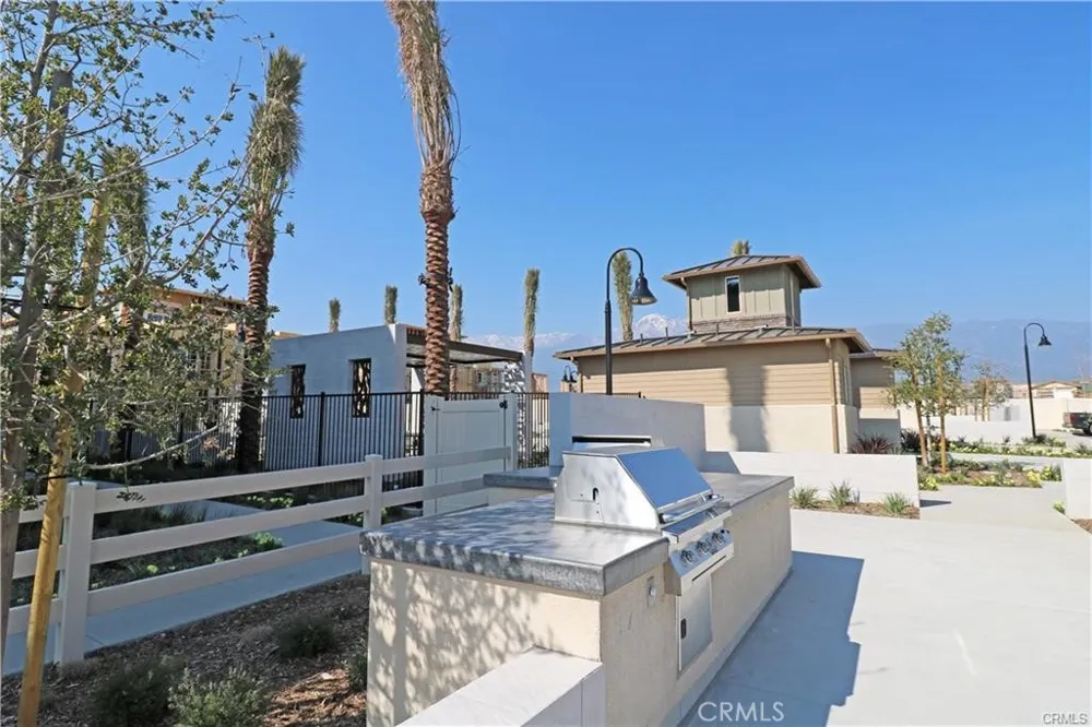 12182 Diamond Dust Rancho Cucamonga, CA 91739