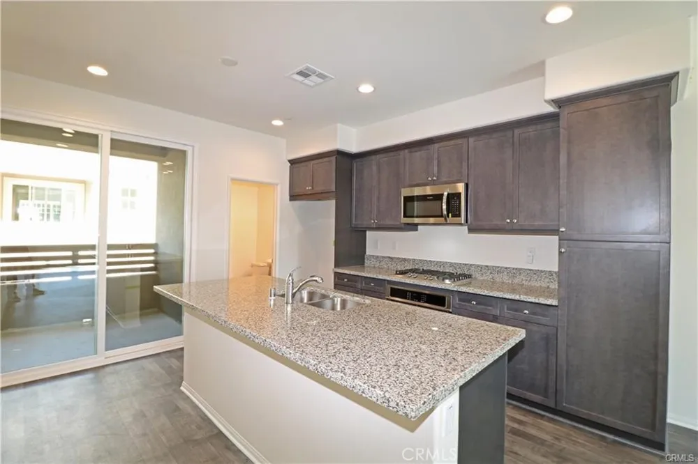 12182 Diamond Dust Rancho Cucamonga, CA 91739