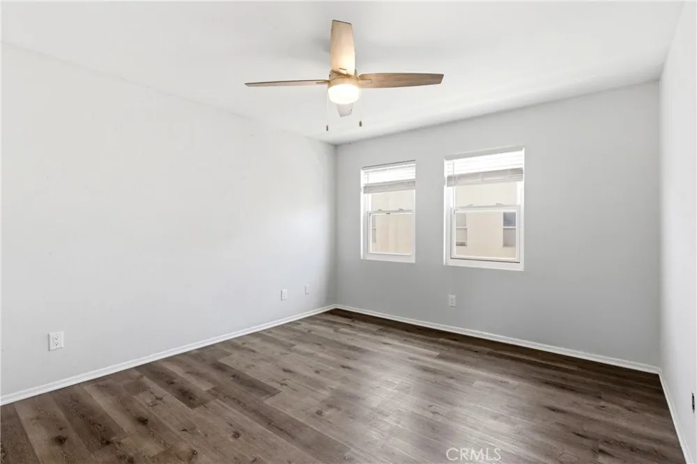 18209 Sierra Highway #30 Canyon Country, CA 91351