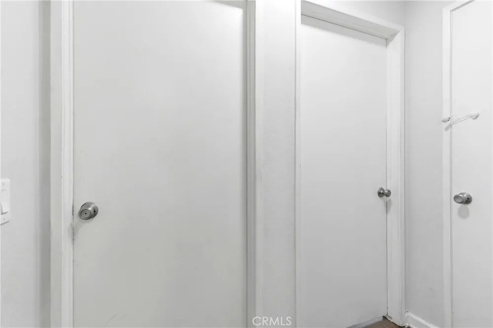 18209 Sierra Highway #30 Canyon Country, CA 91351