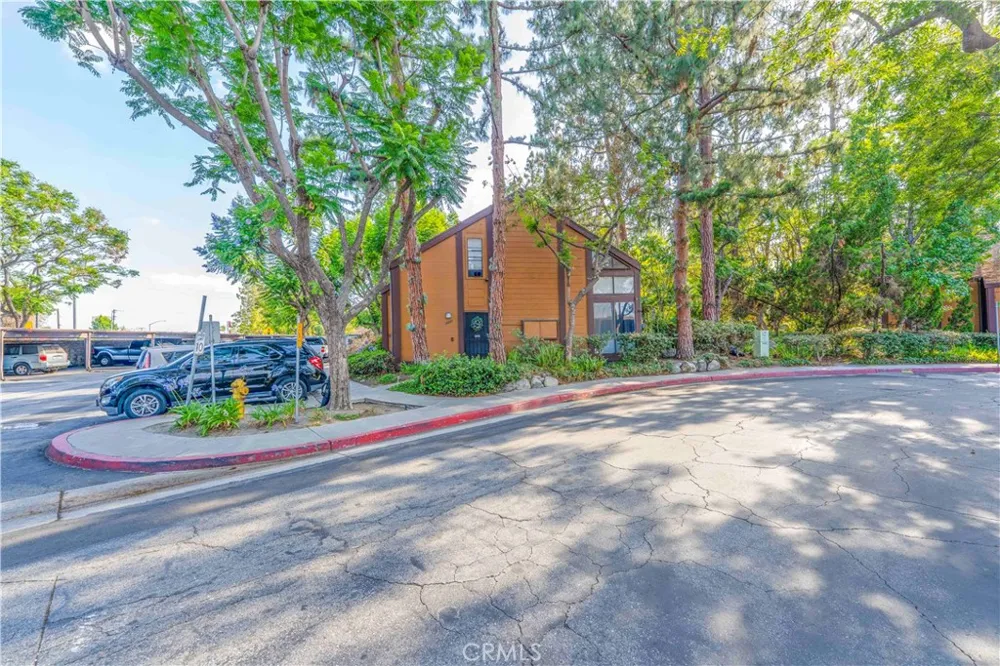 14001 Bayside Drive Norwalk, CA 90650