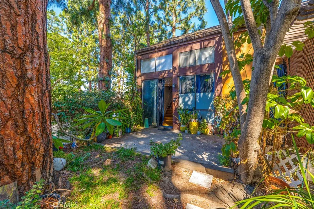 14001 Bayside Drive Norwalk, CA 90650