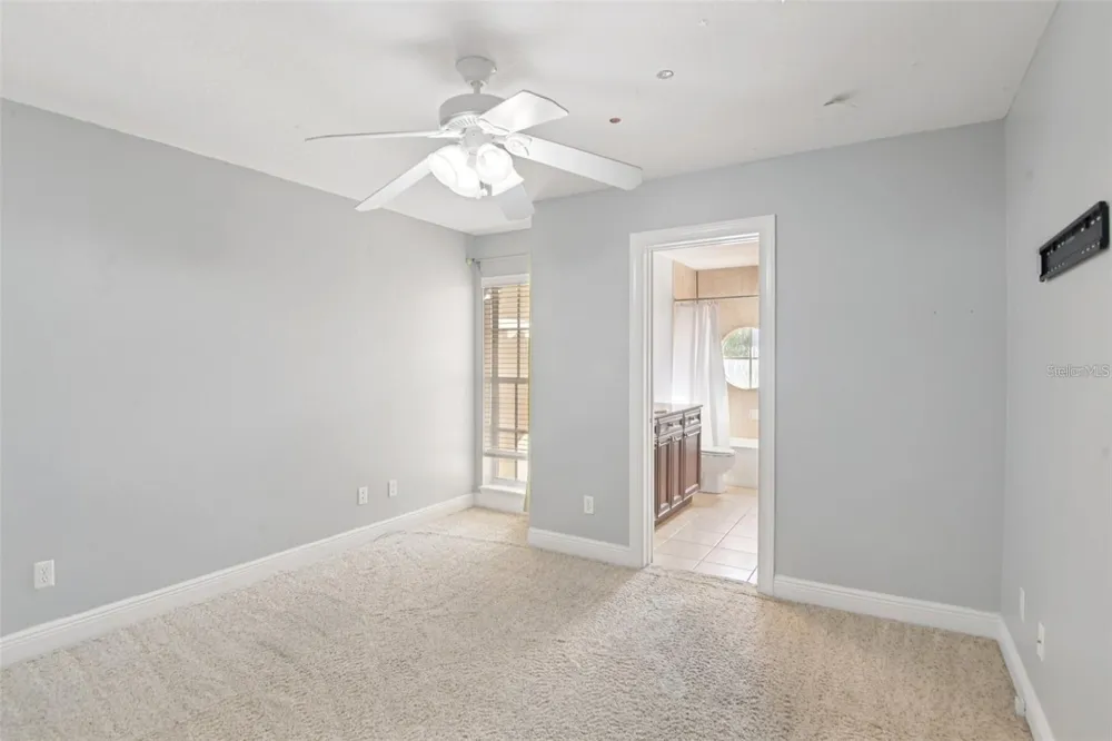 300 VALENCIA CIRCLE St Petersburg, FL 33716