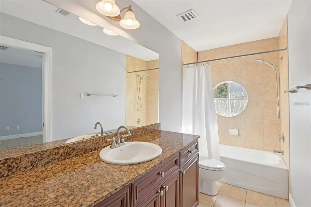 300 VALENCIA CIRCLE St Petersburg, FL 33716