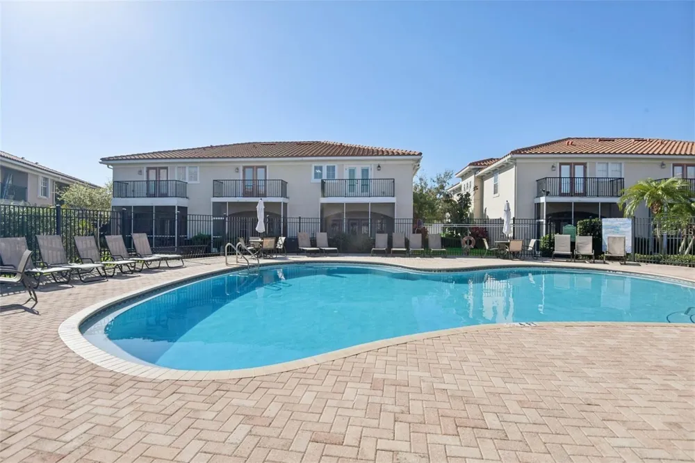 300 VALENCIA CIRCLE St Petersburg, FL 33716