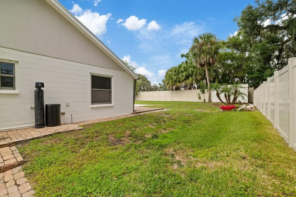 12630 MAGNOLIA STREET San Antonio, FL 33576