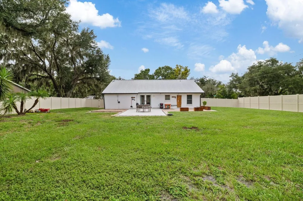 12630 MAGNOLIA STREET San Antonio, FL 33576