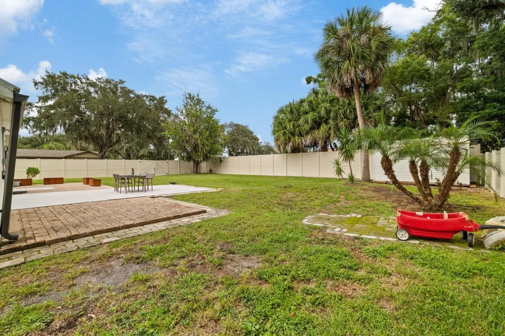 12630 MAGNOLIA STREET San Antonio, FL 33576