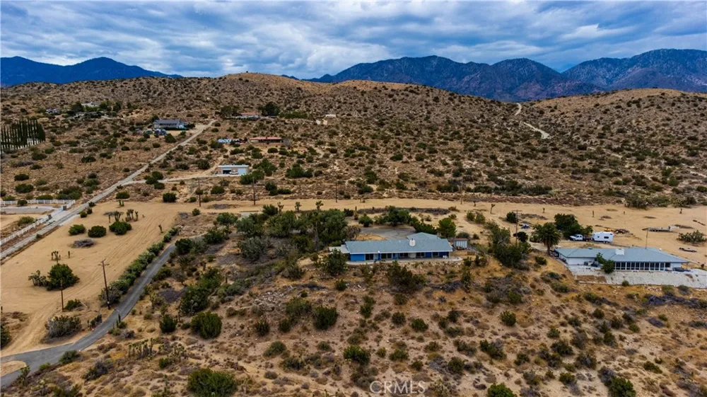 31611 157th E Llano, CA 93544