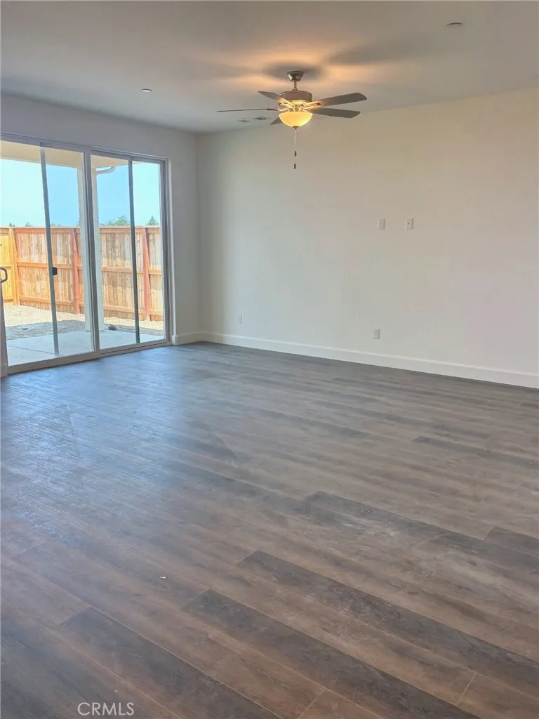 3813 Via Capitola Madera, CA 93637
