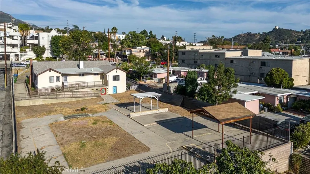 10267 Tujunga Canyon Boulevard Tujunga, CA 91042