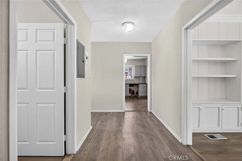 10267 Tujunga Canyon Boulevard Tujunga, CA 91042
