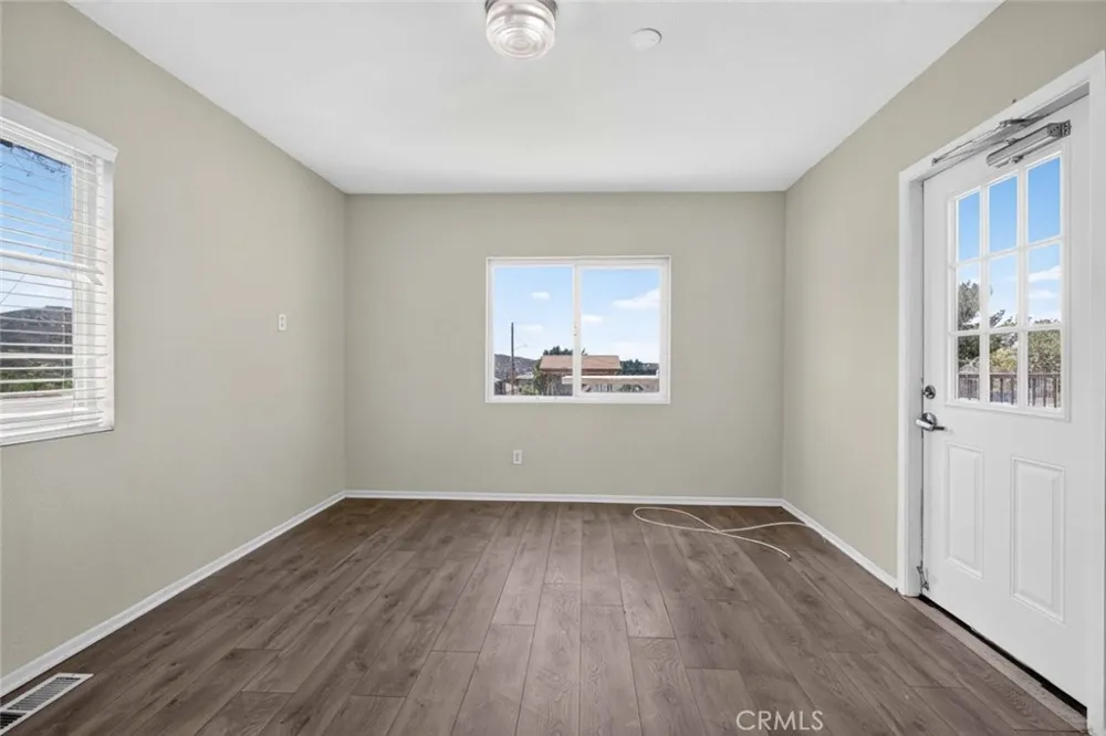 10267 Tujunga Canyon Boulevard Tujunga, CA 91042