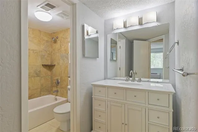17642 E Loyola Drive #1912L Aurora, CO 80013