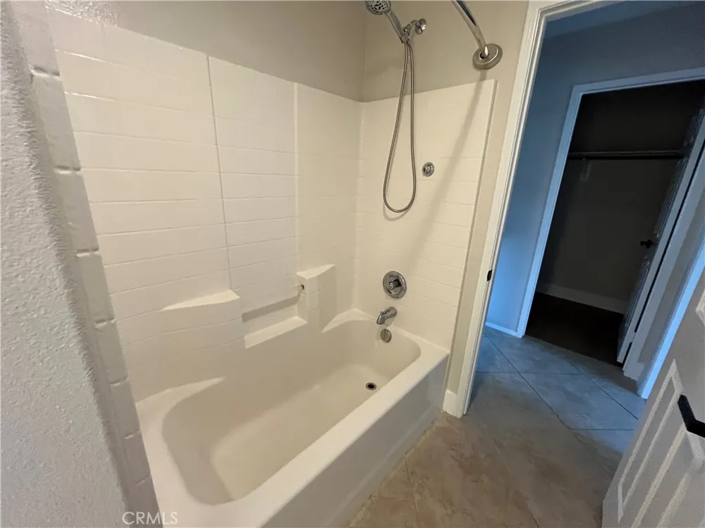 6795 Wells Springs Eastvale, CA 91752