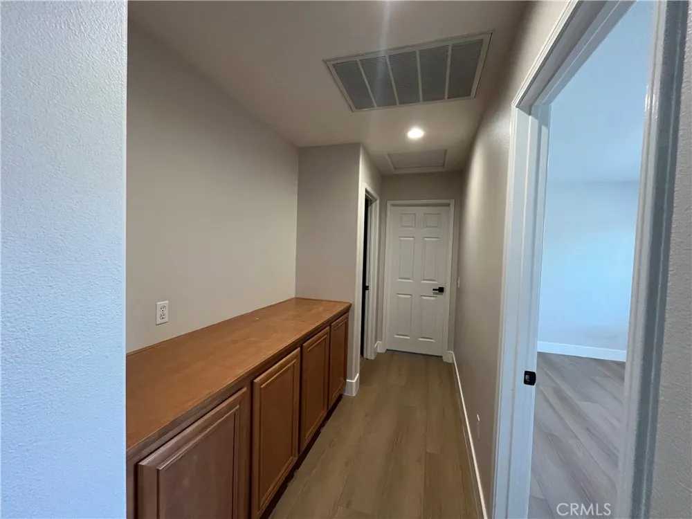 6795 Wells Springs Eastvale, CA 91752
