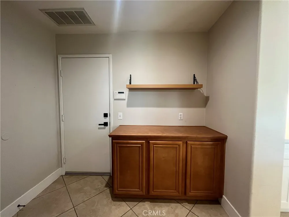 6795 Wells Springs Eastvale, CA 91752