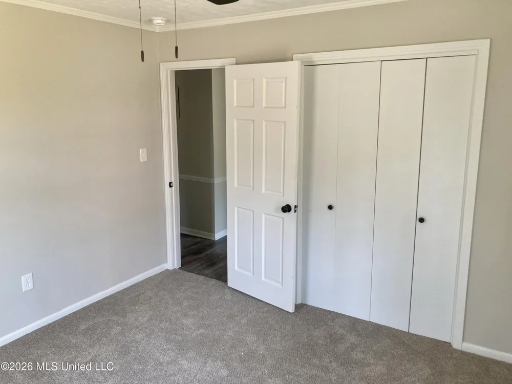 5008 Sunnyvale Drive Jackson, MS 39211