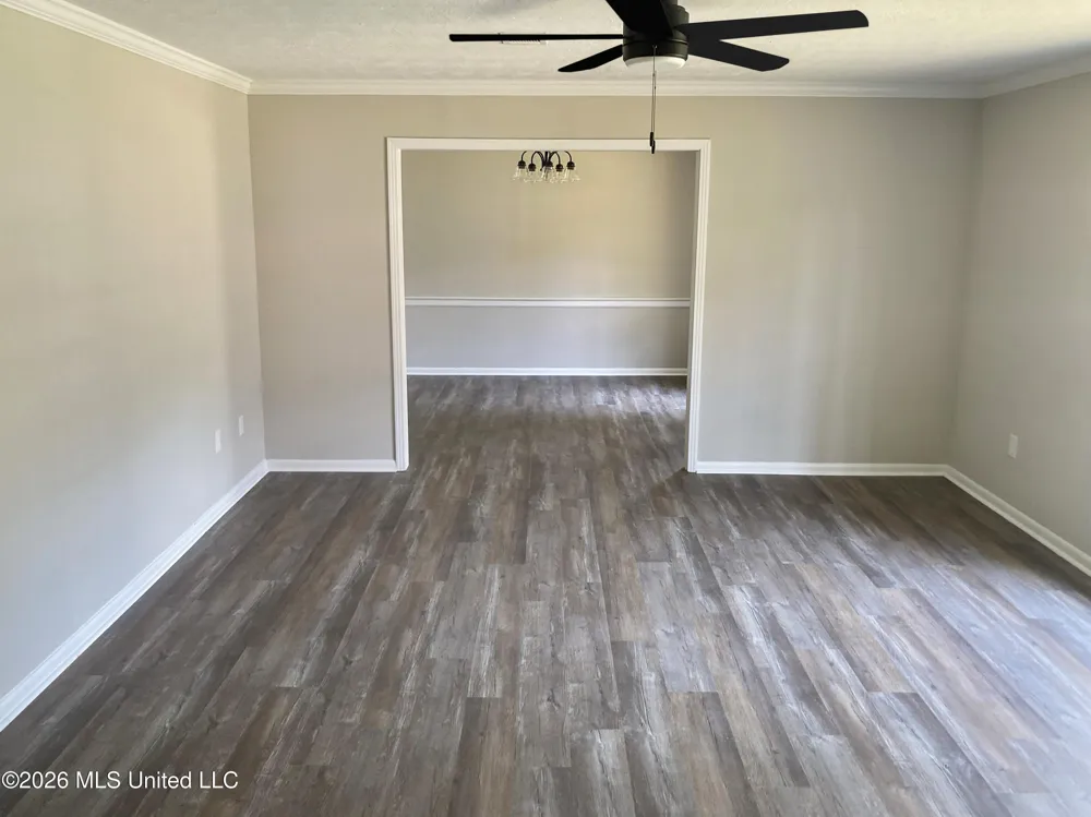 5008 Sunnyvale Drive Jackson, MS 39211