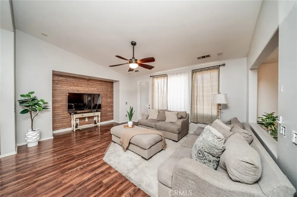 34096 Lady Fern Court Lake Elsinore, CA 92532