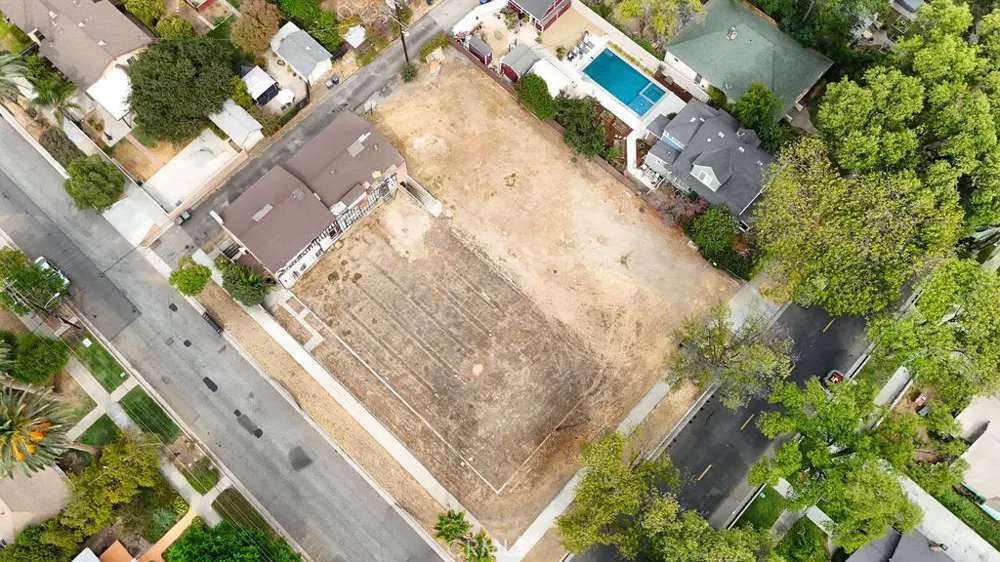 4291 11th Riverside, CA 92501