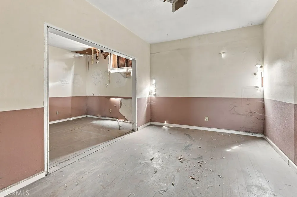 4291 11th Riverside, CA 92501