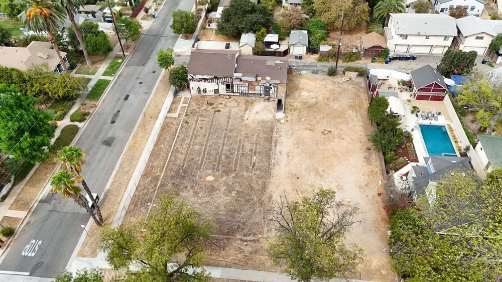 4291 11th Riverside, CA 92501