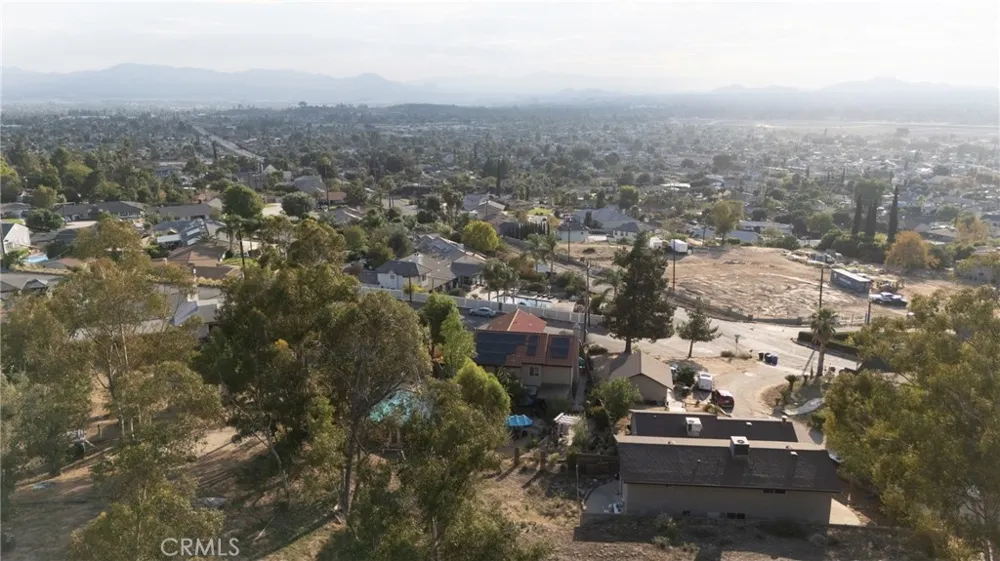 1640 Bonita Vista San Bernardino, CA 92404