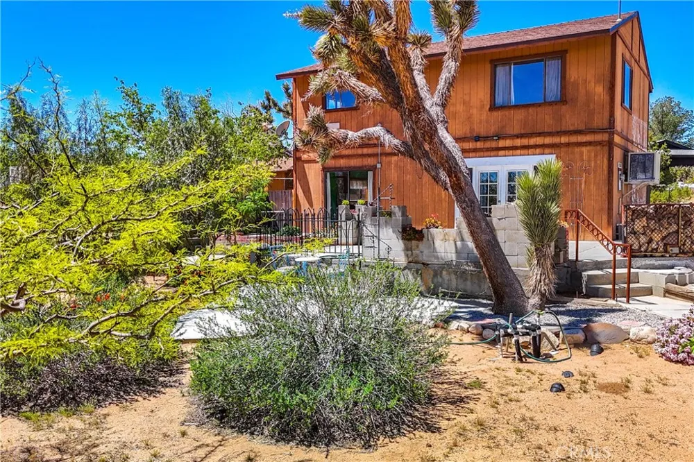 1010 Wamego Yucca Valley, CA 92284
