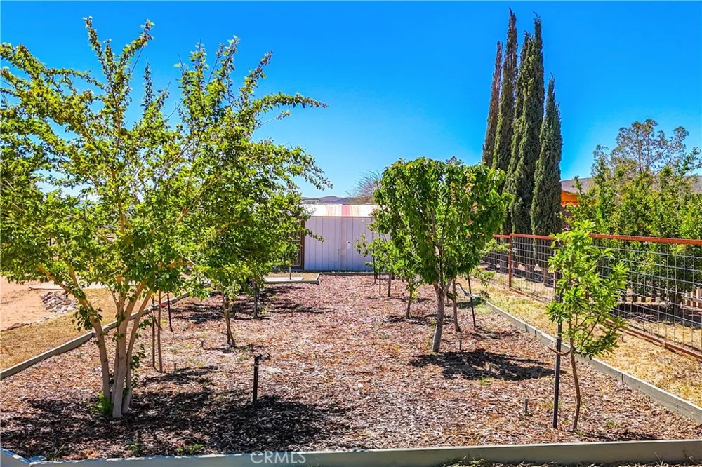 1010 Wamego Yucca Valley, CA 92284