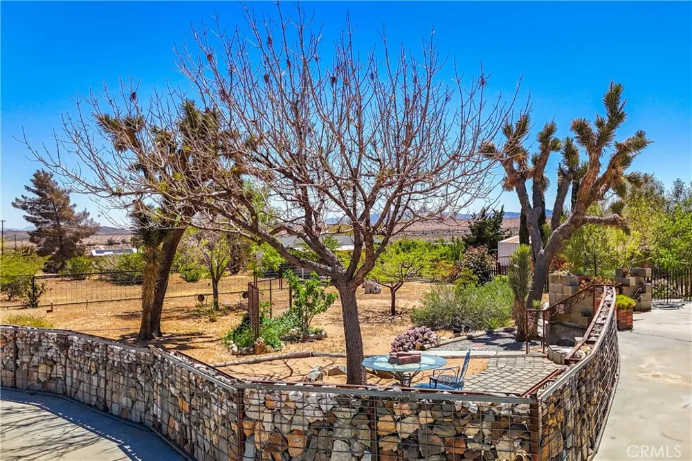 1010 Wamego Yucca Valley, CA 92284