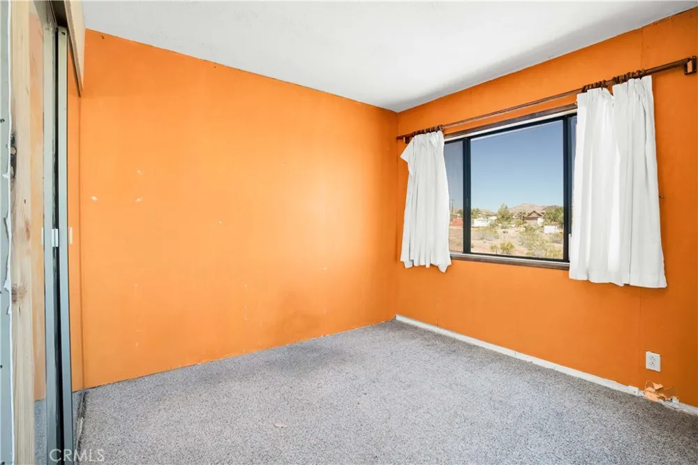 1010 Wamego Yucca Valley, CA 92284