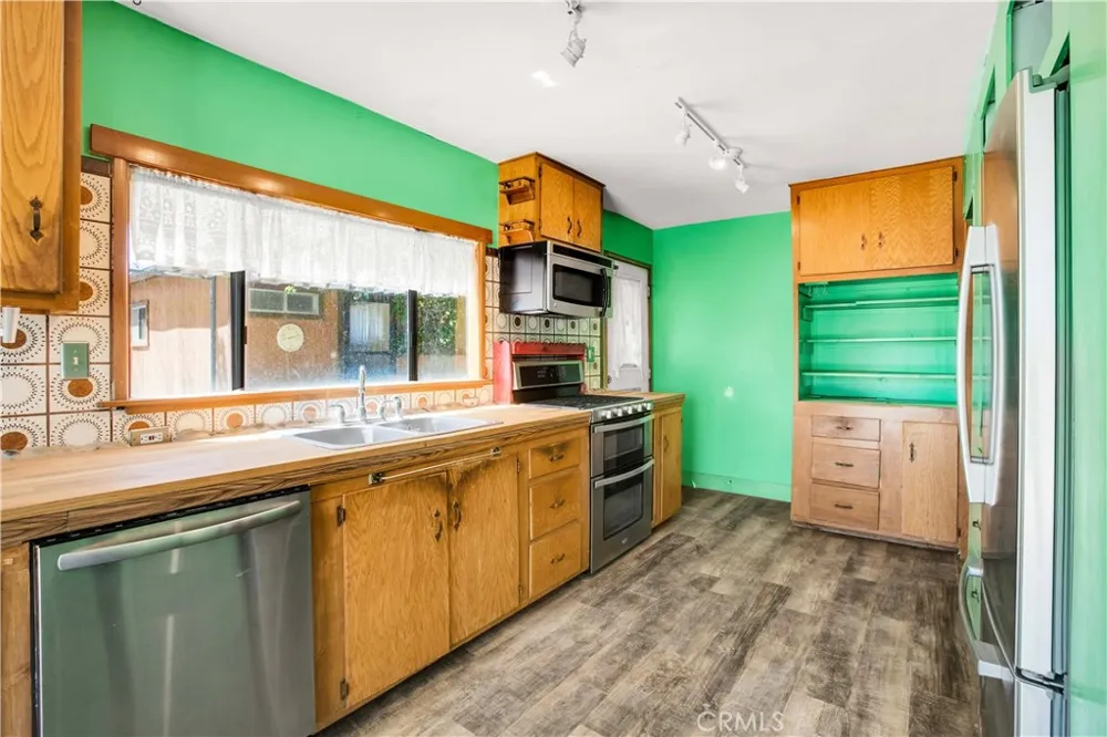 1010 Wamego Yucca Valley, CA 92284