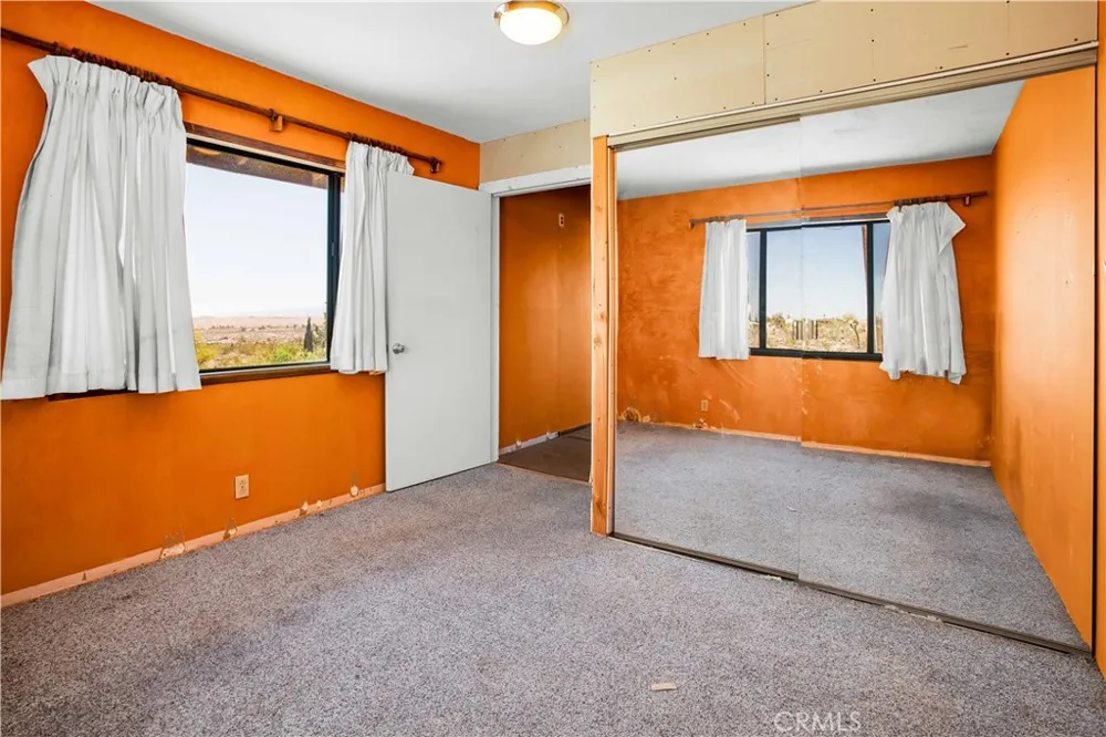1010 Wamego Yucca Valley, CA 92284