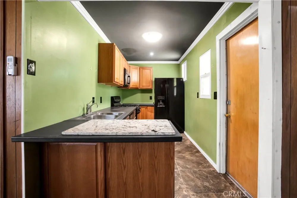 1010 Wamego Yucca Valley, CA 92284