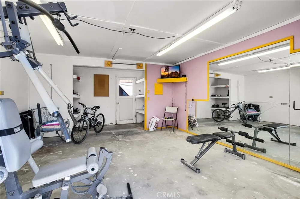1010 Wamego Yucca Valley, CA 92284