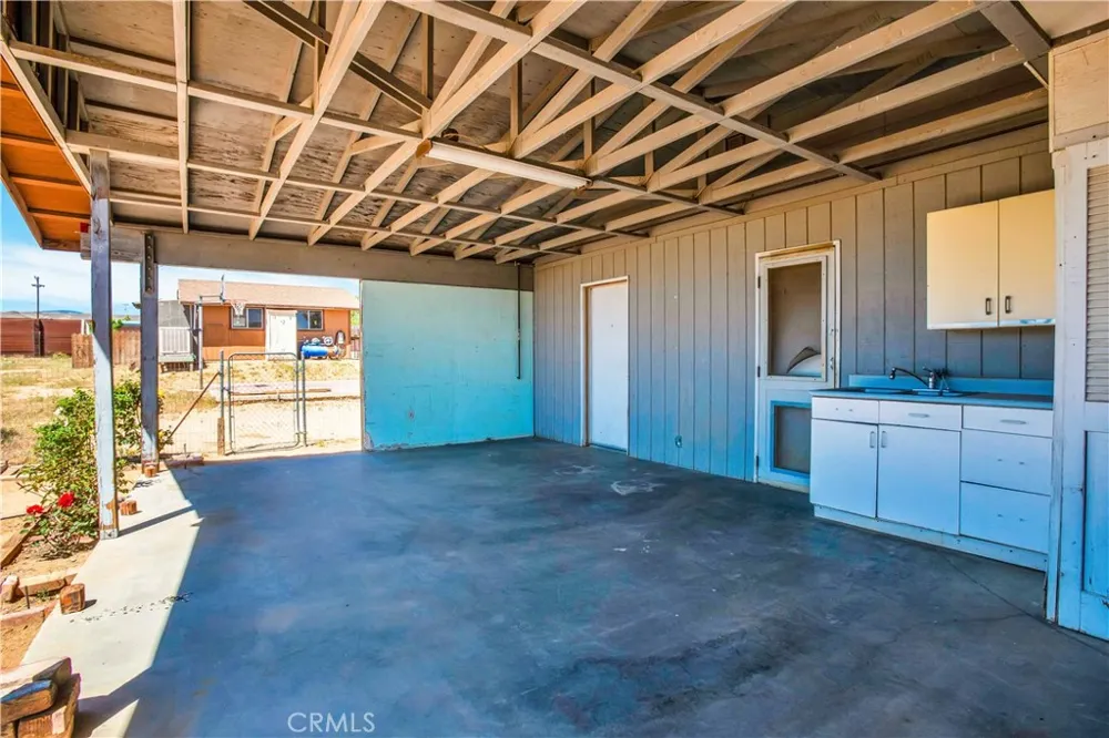 1010 Wamego Yucca Valley, CA 92284