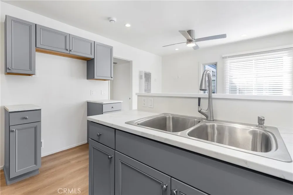 2525 Laguna Canyon #2 Laguna Beach, CA 92651