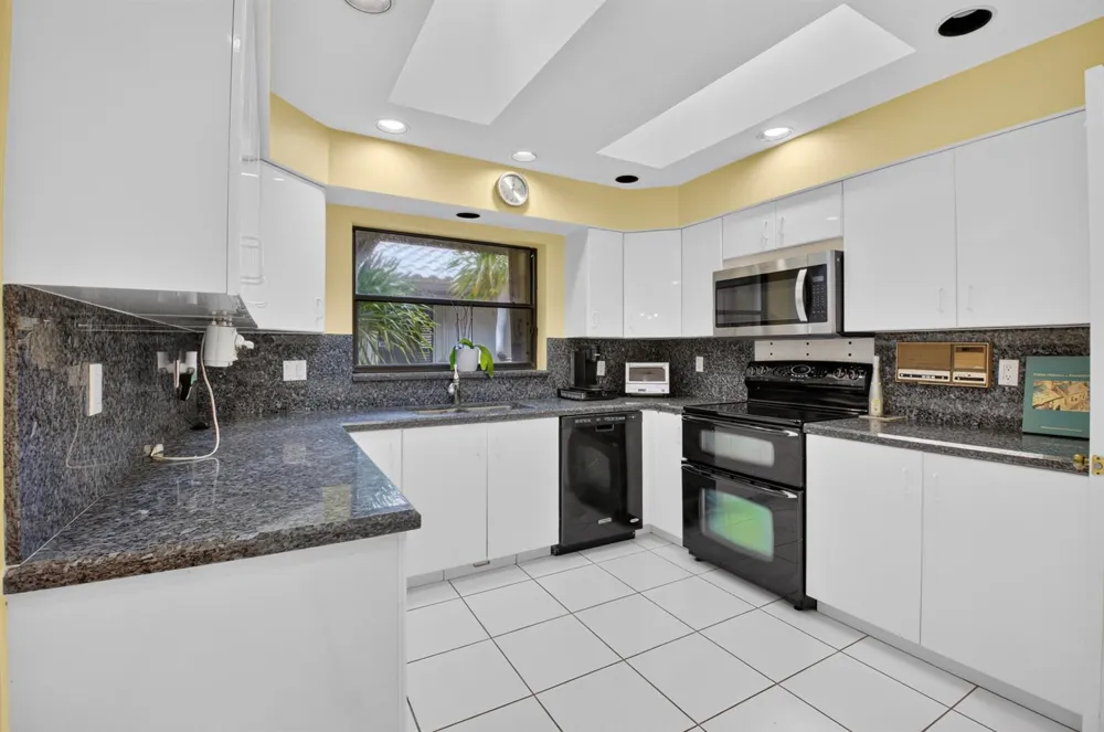 19380 Cedar Glen Drive Boca Raton, FL 33434