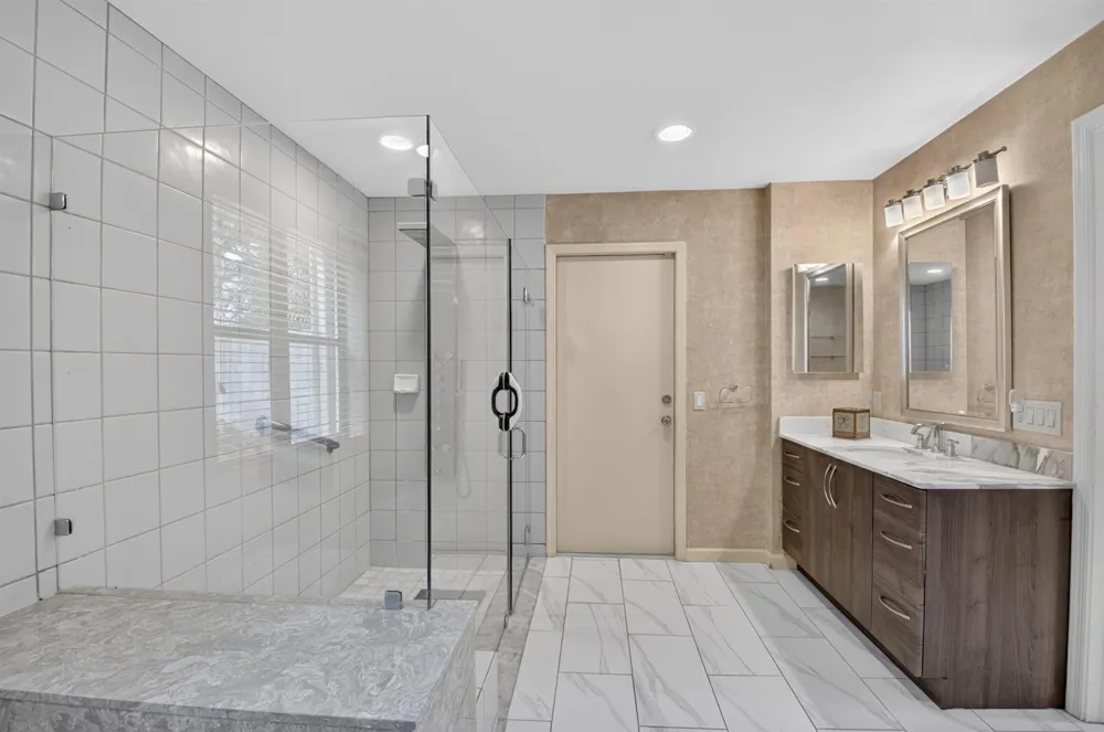 19380 Cedar Glen Drive Boca Raton, FL 33434