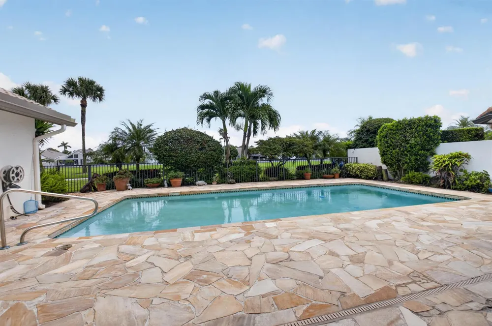 19380 Cedar Glen Drive Boca Raton, FL 33434