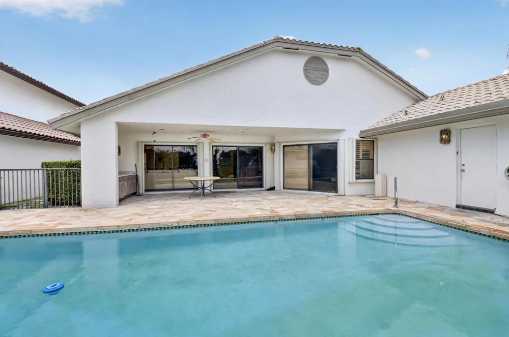 19380 Cedar Glen Drive Boca Raton, FL 33434