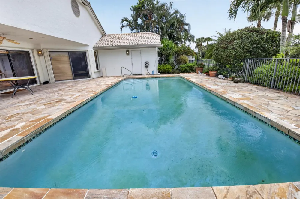 19380 Cedar Glen Drive Boca Raton, FL 33434