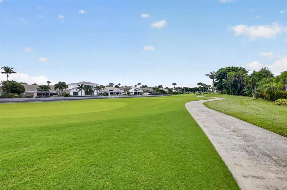 19380 Cedar Glen Drive Boca Raton, FL 33434