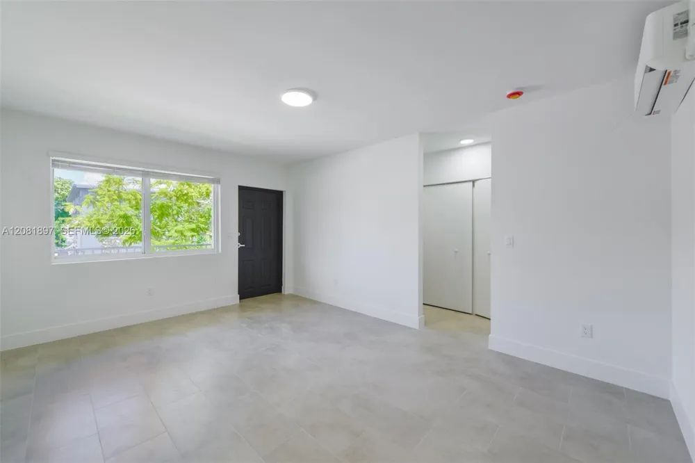 505 SW 7th Ct #6 Miami, FL 33130