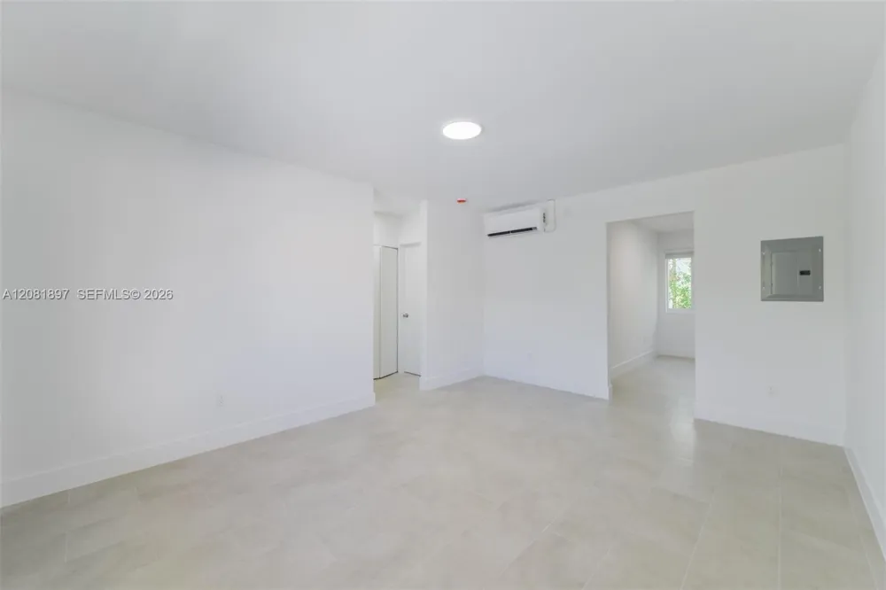505 SW 7th Ct #6 Miami, FL 33130