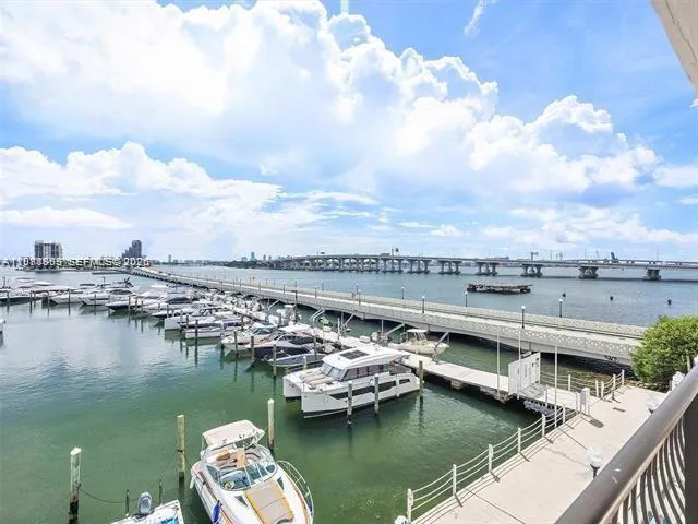 555 NE 15th St #28D Miami, FL 33132