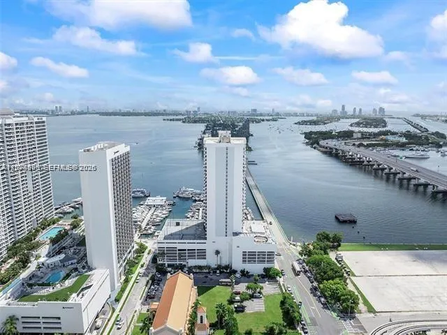 555 NE 15th St #28D Miami, FL 33132