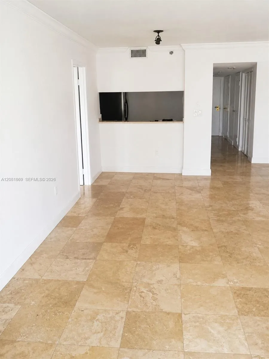 555 NE 15th St #28D Miami, FL 33132